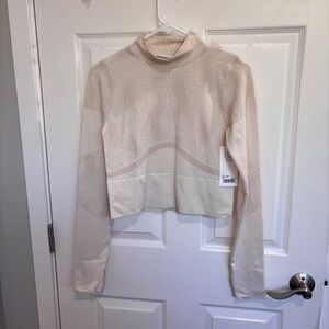 Sage Collective Patterned Top | Size Small